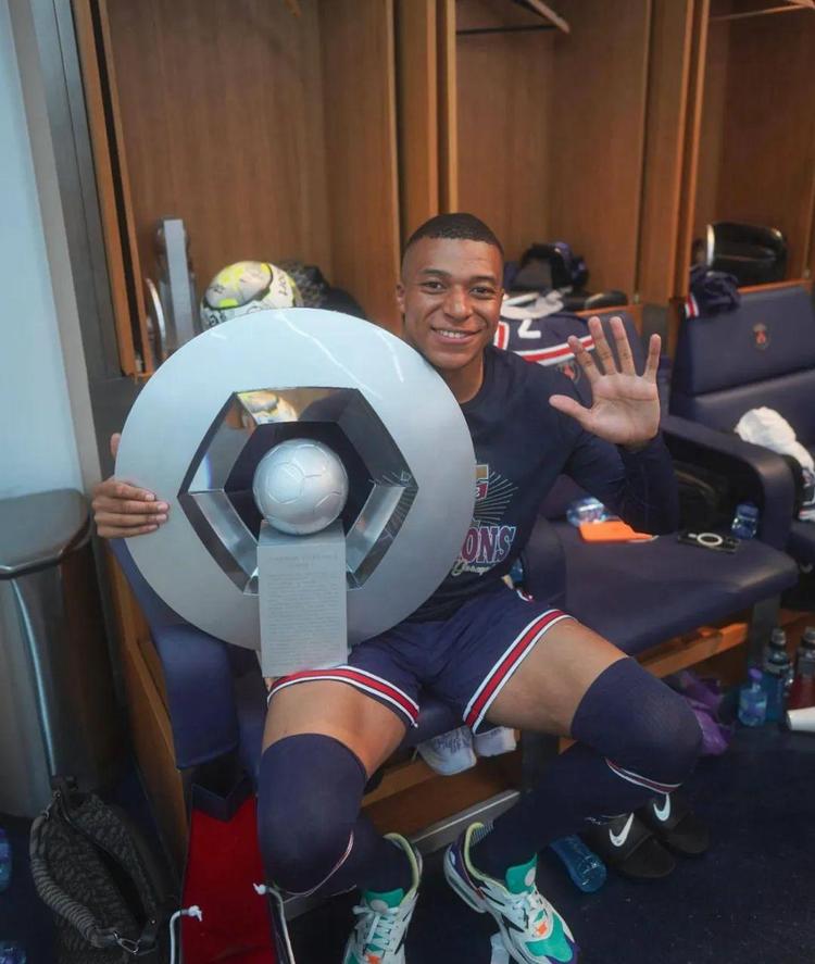 勇士多人缺阵 雷霆轻松赢球